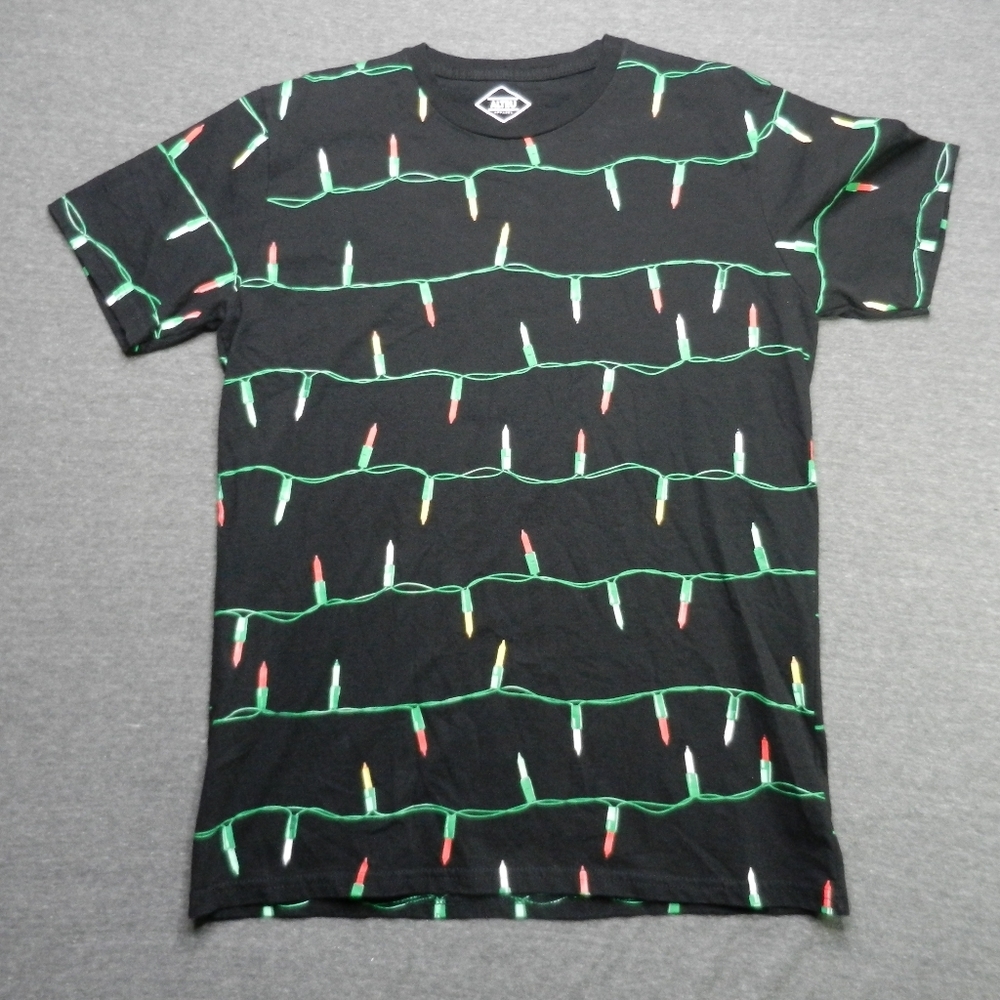 Christmas Shirt Adult Size Large‎ Black Altru Wrap Crew Short Sleeve Lights AOP